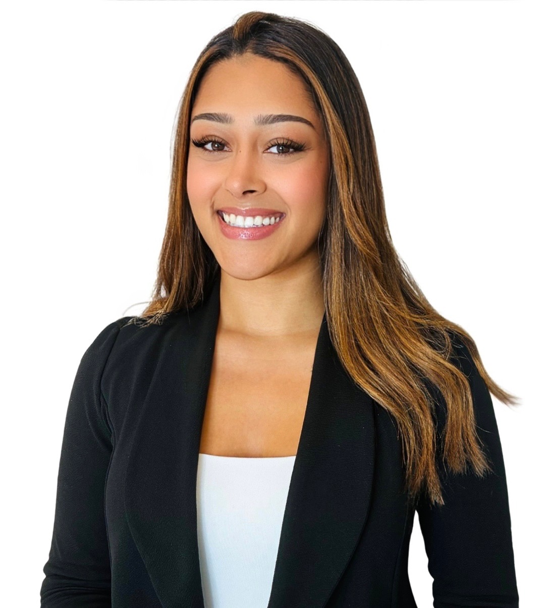 an image of a support staff member at Loudoun Smile Center, Michelle